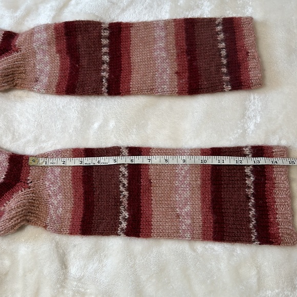 Hand knitted long socks - Picture 8 of 9